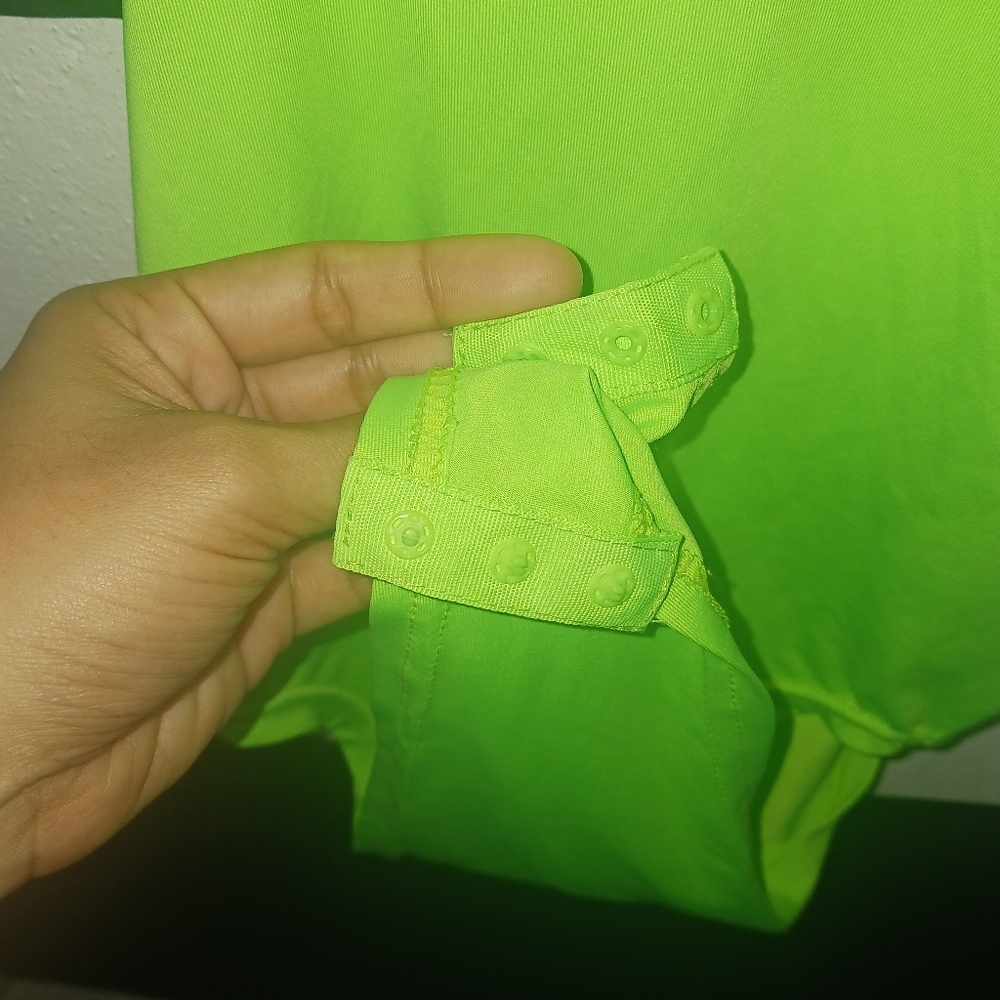 Women green neon mock neck sleveless bodysuit - Picture 7 of 11